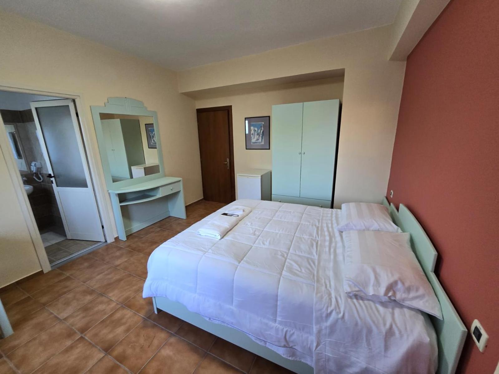 Hotel Olivet Vlorë