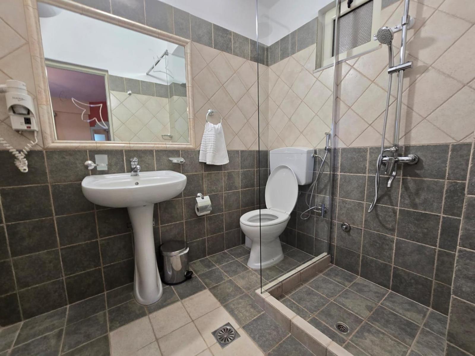 Hotel Olivet Vlorë